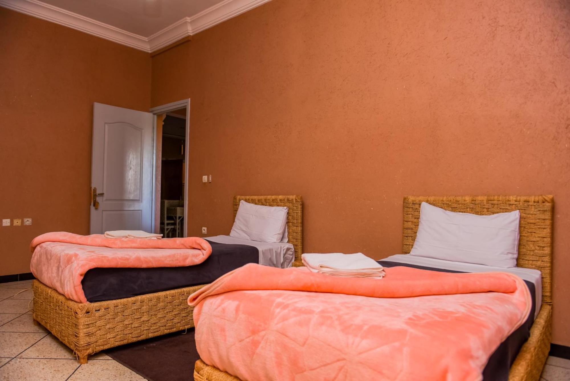 Appartement Afgo 瓦尔扎扎特 外观 照片