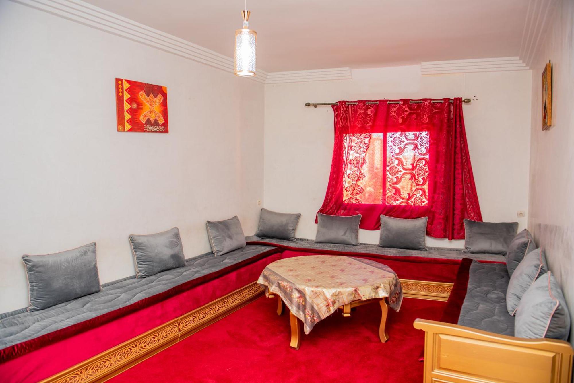 Appartement Afgo 瓦尔扎扎特 外观 照片
